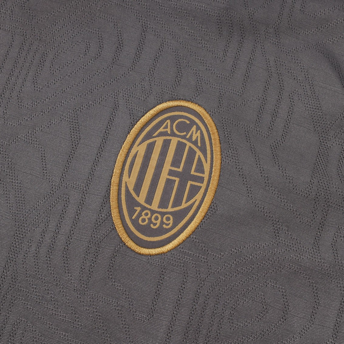 T-SHIRT MILAN + PANTALONCINO