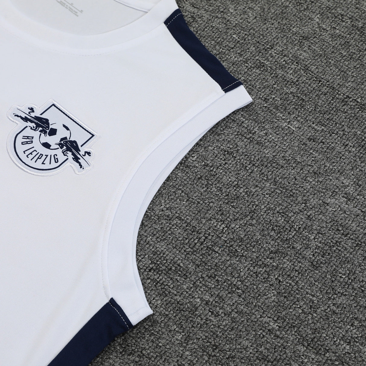 TANK TOP + SHORTS LEIPZG