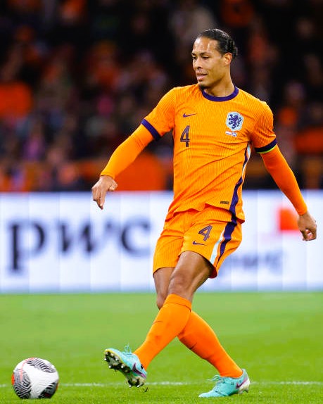 VAN DIJK VIRGIL 2024-25 (Neth)