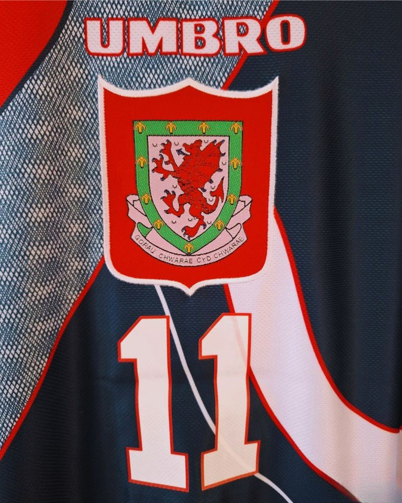 GIGGS RYAN 1994-95 (Wal)