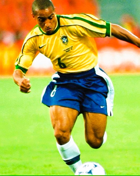 CARLOS ROBERTO 1998-99 (Brazil)