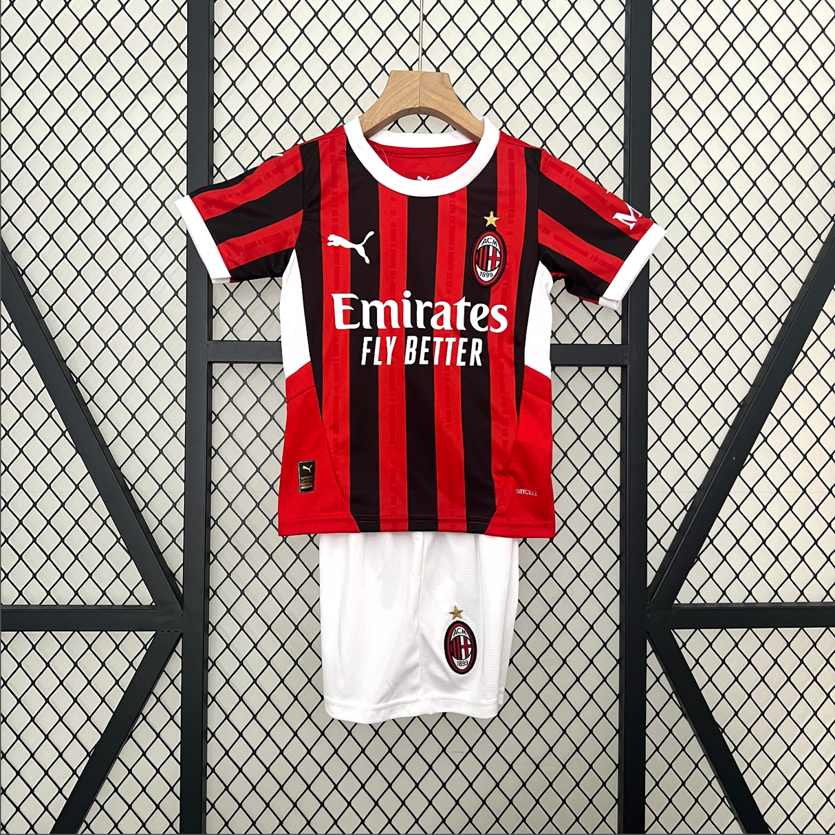 MILAN kid kit