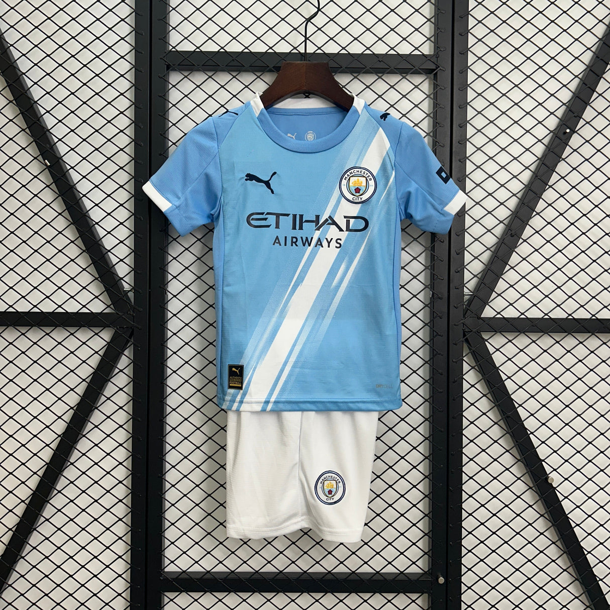 MANCHESTER CITY kid kit