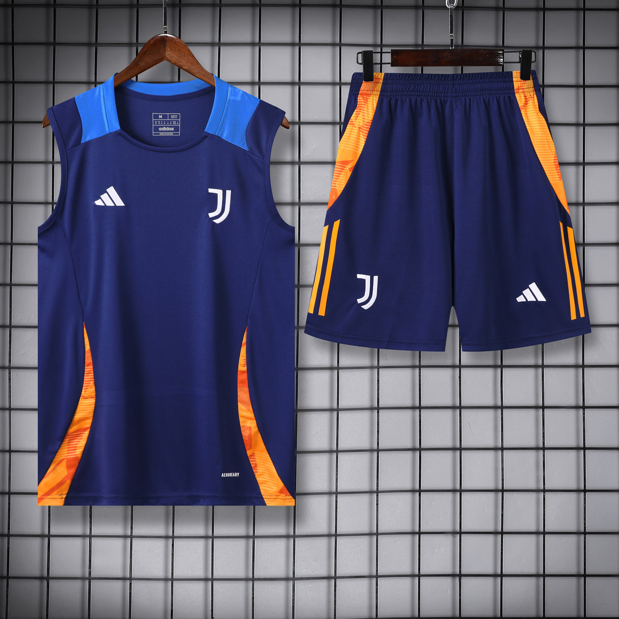 TANK TOP + SHORTS JUVENTUS